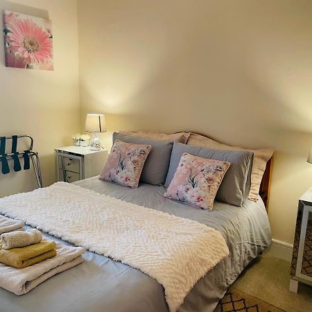 A Room In Central Park Apts Carrick-on-Shannon ภายนอก รูปภาพ